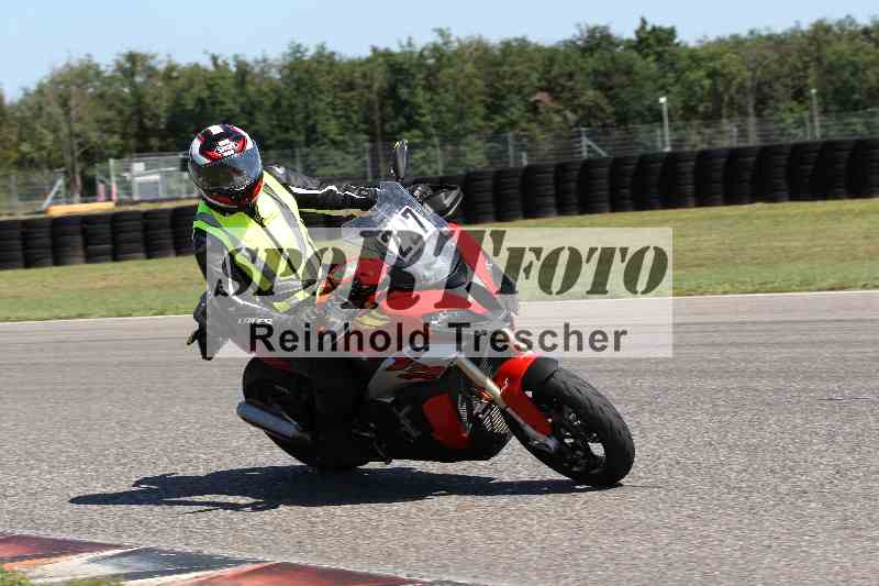 /43 08.08.2025 Discover the Bike ADR/Bike 1 gruen/227